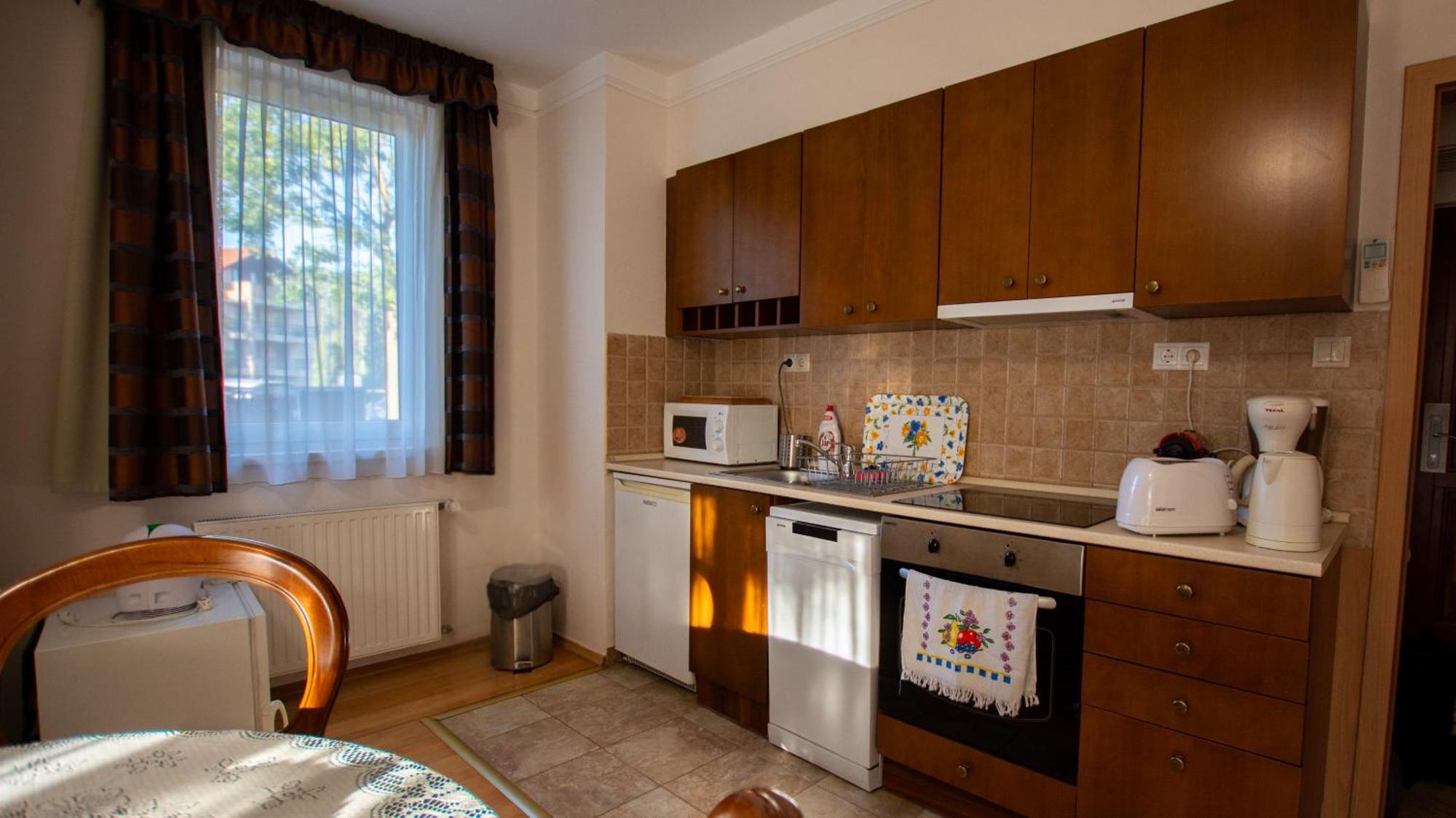 Bernadett Villa Apartman 3 Bük Exterior foto
